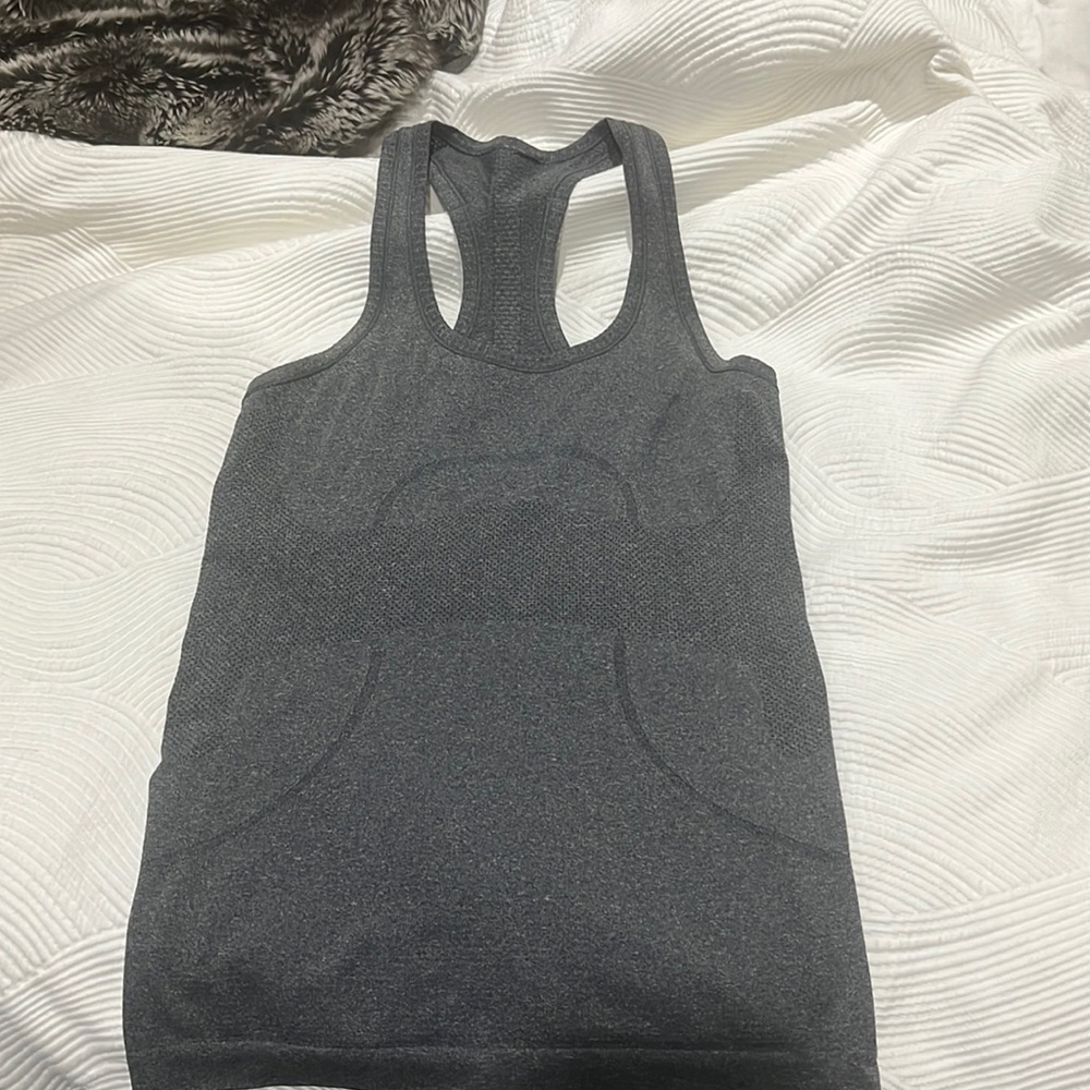 Run swiftly lululemon tank